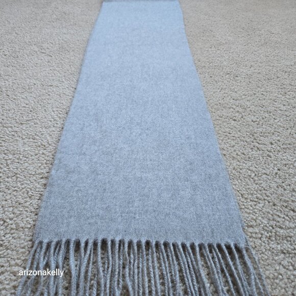 NWOT Uniqlo Cashmere Fringe Scarf Grey - Picture 3 of 9